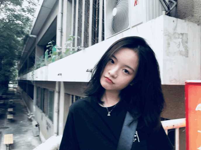 为什么李庚希的长相在男生中人气那么高