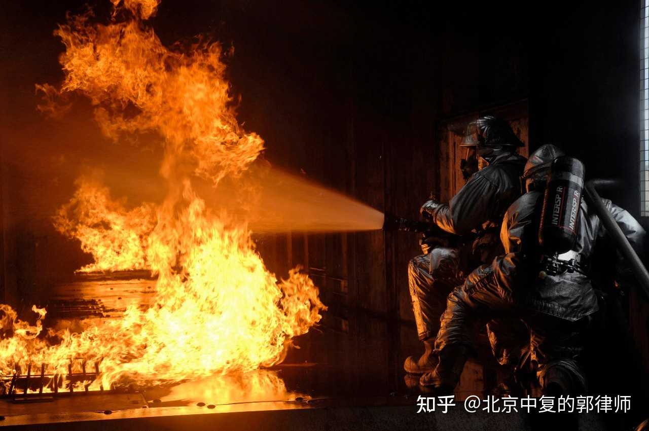 北京通州电动车引起火灾致五人遇难听听律师怎么讲