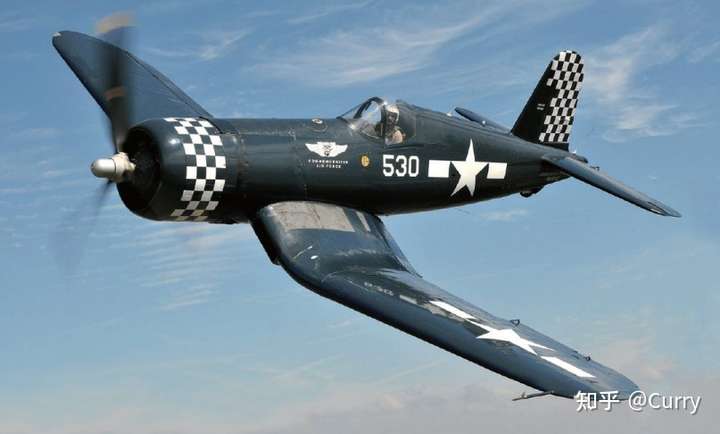 f4u是美国沃特飞机公司研发的舰载战斗机,绰号"海盗(corsair)