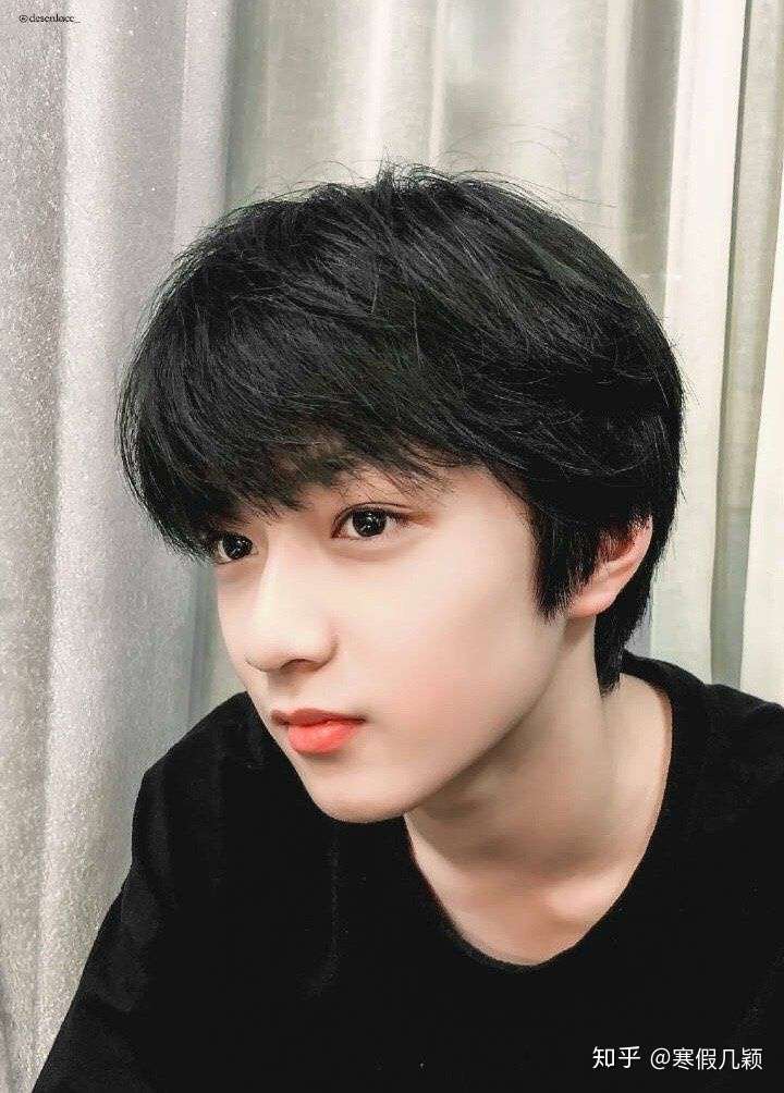 刘耀文什么时候以及为什么火?