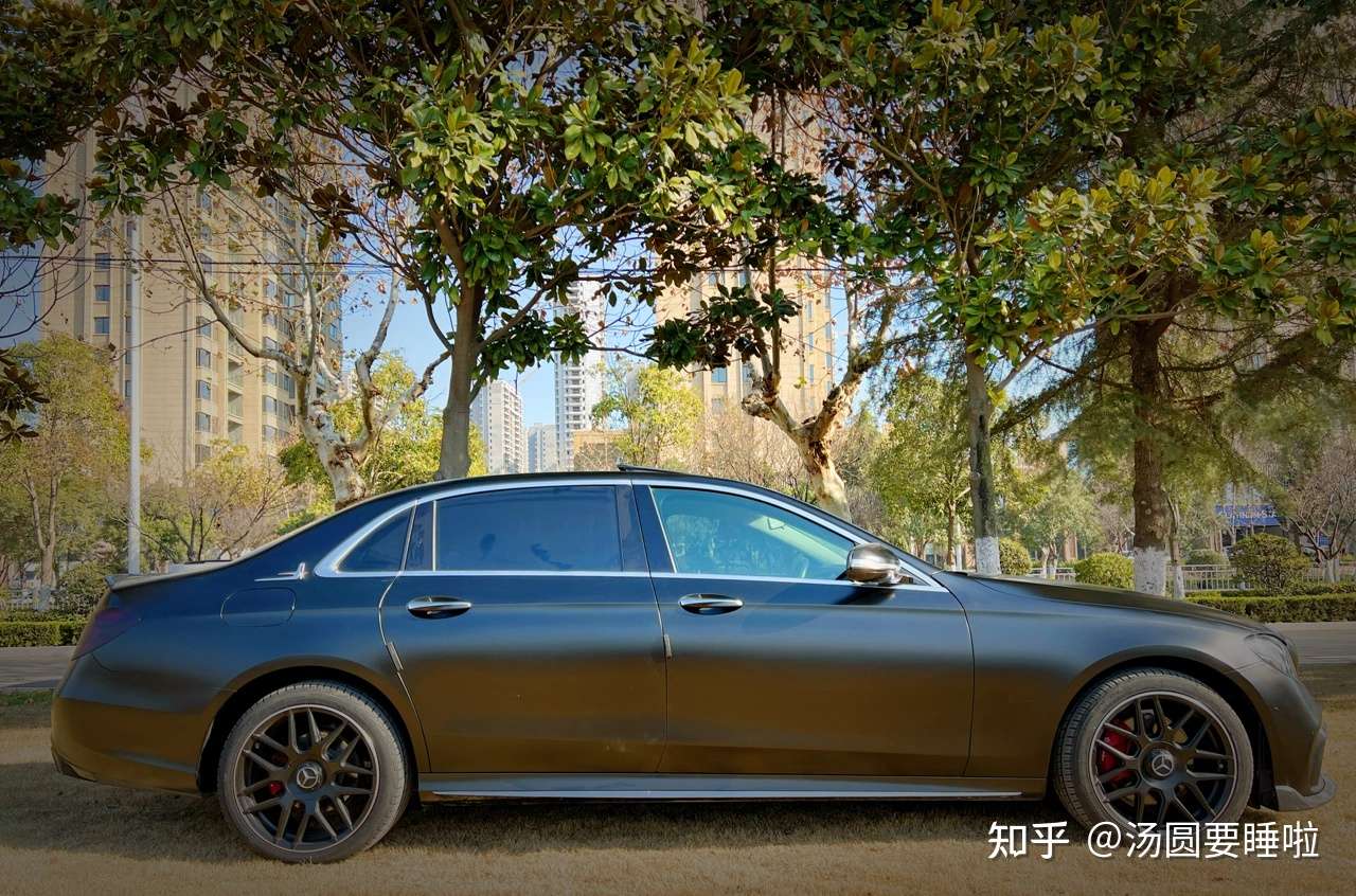 2019年奔驰e260l运动型4matic