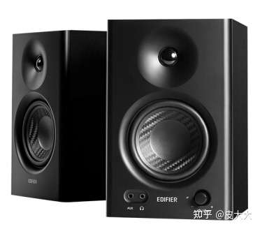 漫步者mr4和r1700bt主听音乐看电影剪视频弹电子琴少玩游戏哪个适合