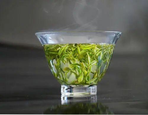 绿茶生长在天下第一奇山里的茶黄山毛峰