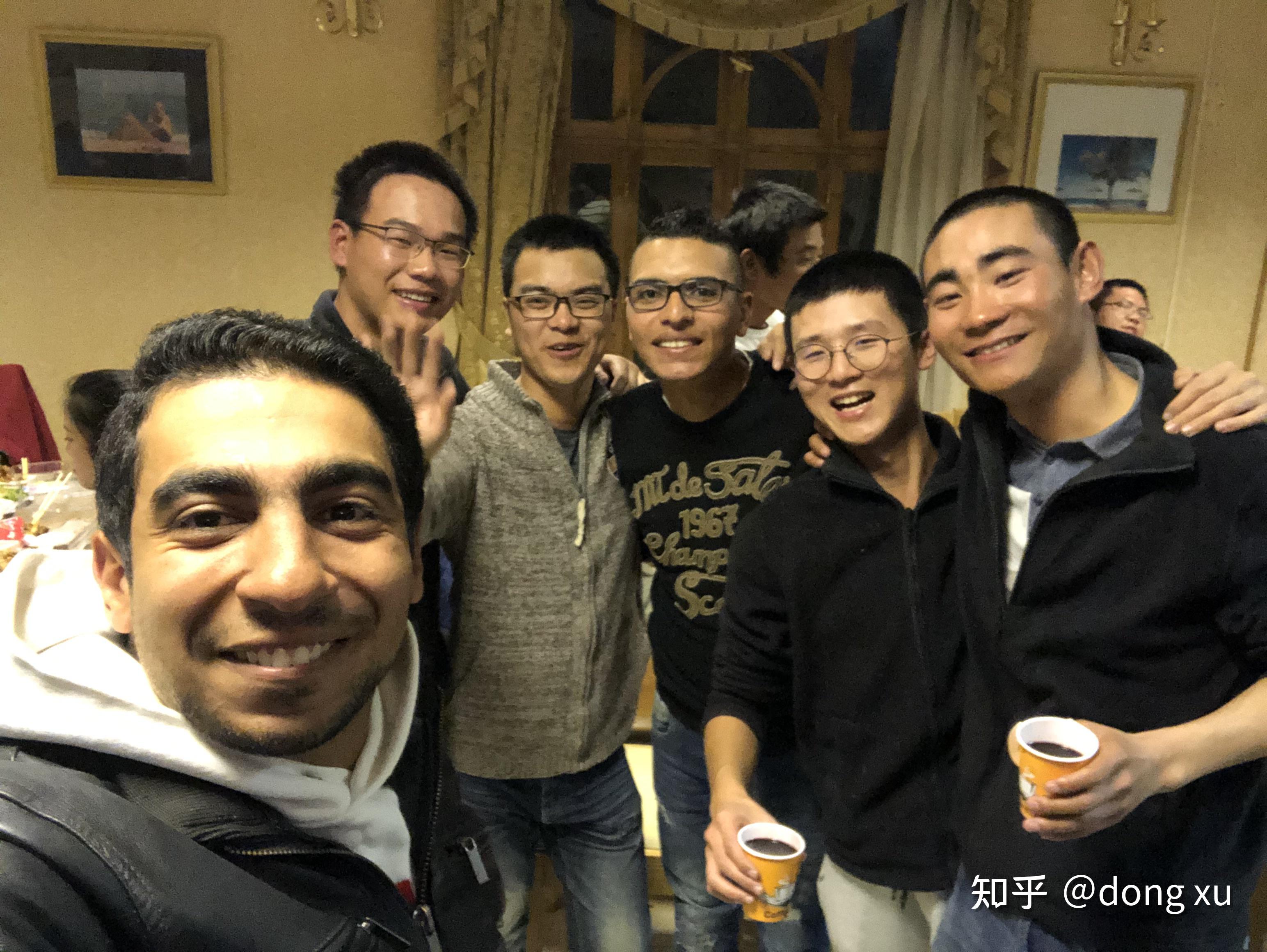 曹丰泽去非洲建设水电站了并成为2021清华大学年度人物候选人之一他的