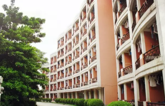 华南农业大学的宿舍条件如何校区内有哪些生活设施
