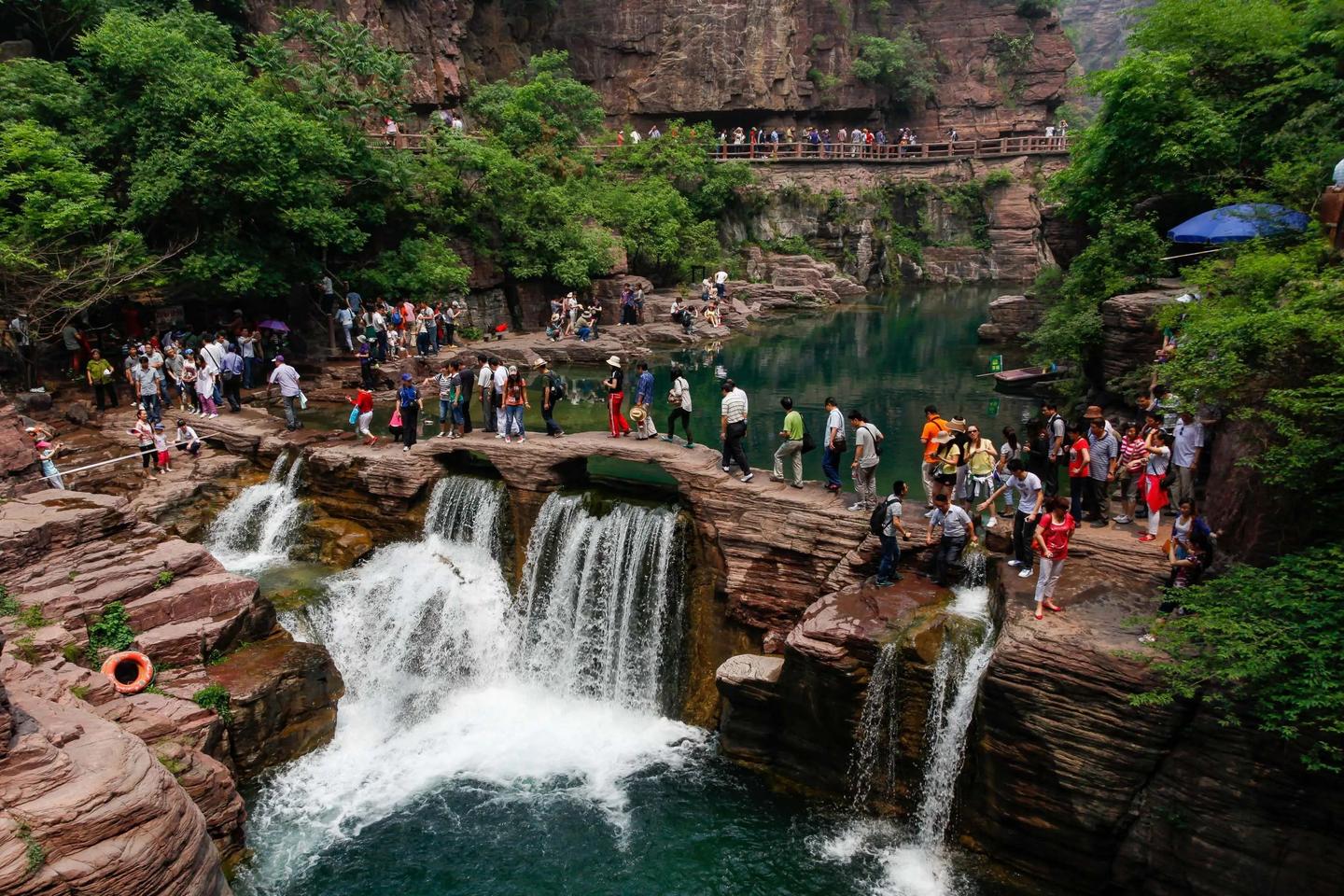 河南春游踏青好去处云台山风景区旅游攻略低音号免费语音导游