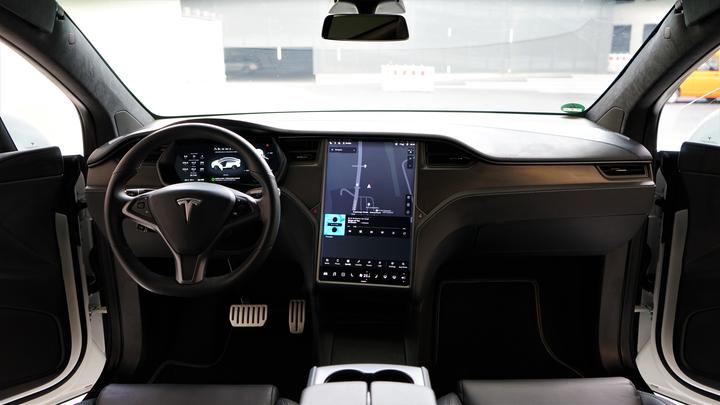 特斯拉 model x