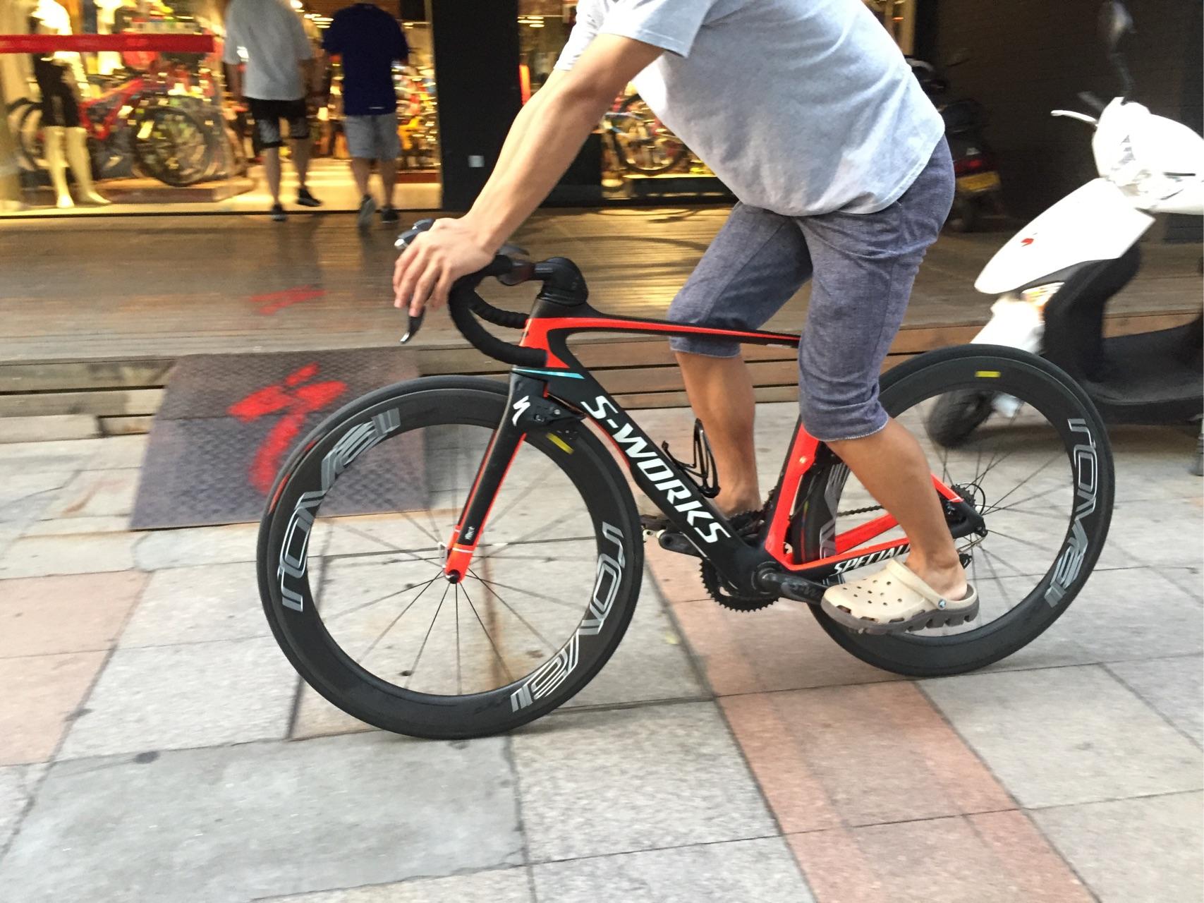 怎样才能买得起10w的specialized venge vias 知乎