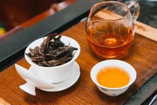白茶,什么样的好?什么样的白茶不能喝?
