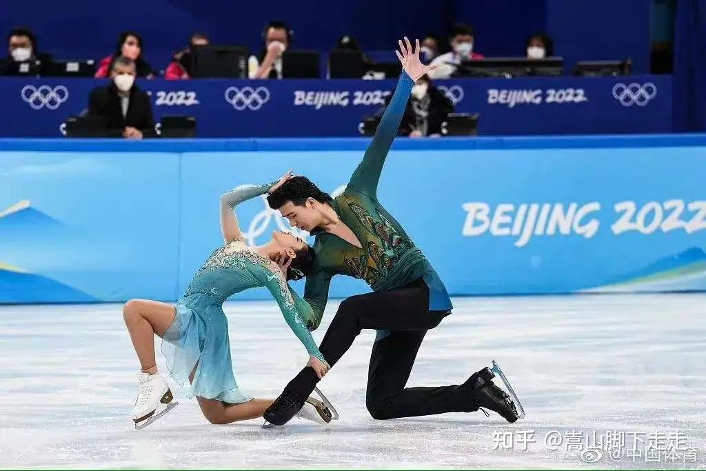 2022北京冬奥会花样滑冰团体赛男子单人滑短节目陈巍排名第一金博洋第