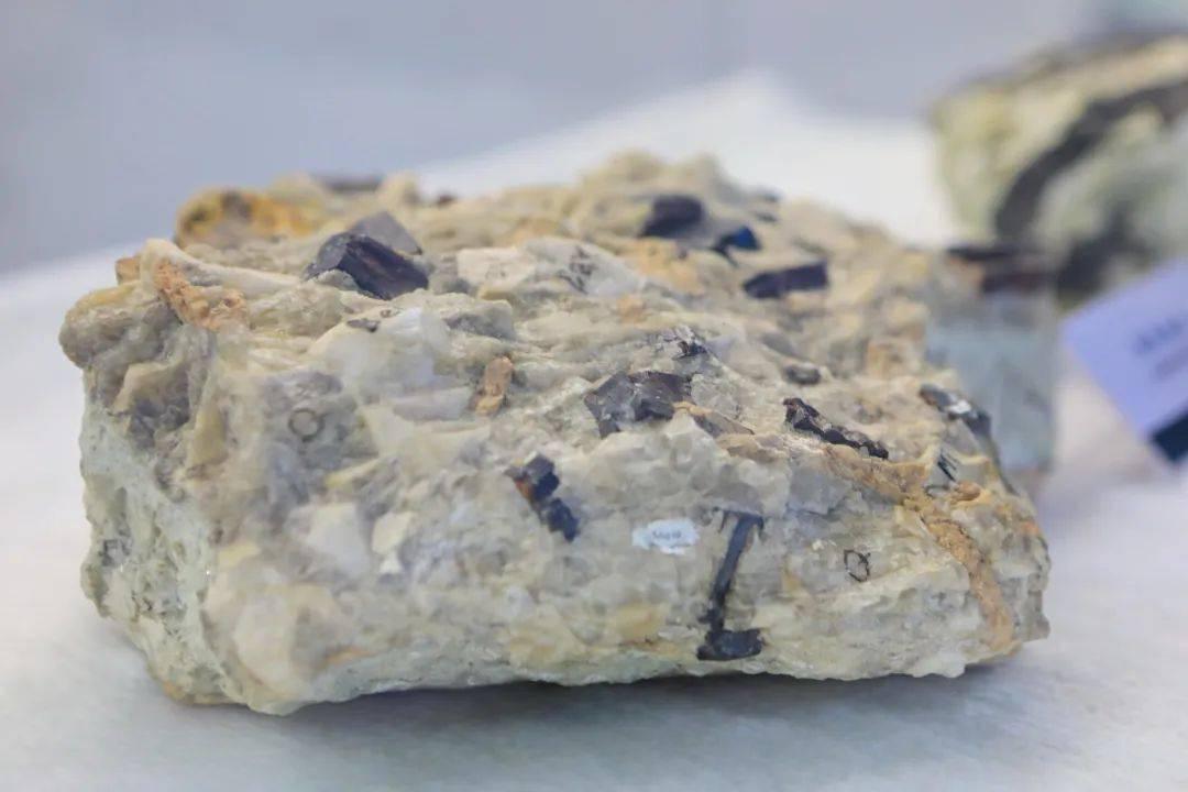 锂辉石检测锂含量铁含量检验中心