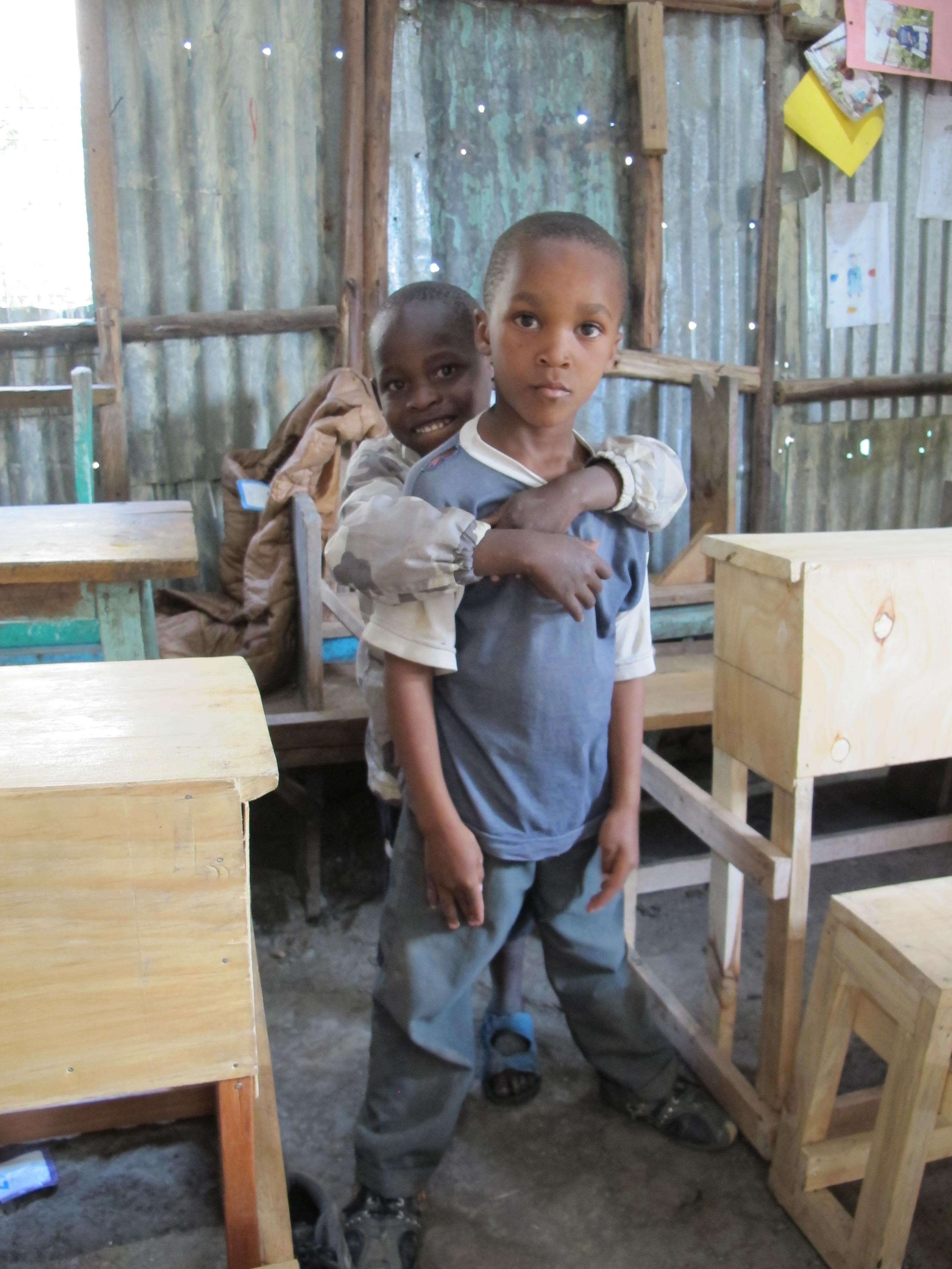 到非洲旅行带 8 岁小朋友同行有哪些需要注意的事项?