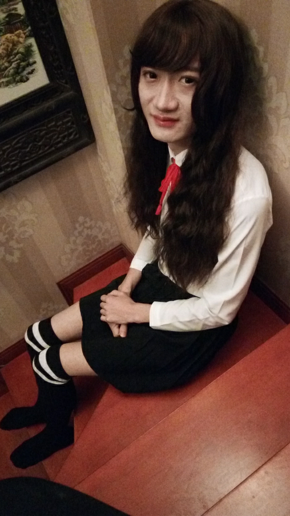 被女生逼着穿女装是什么体验