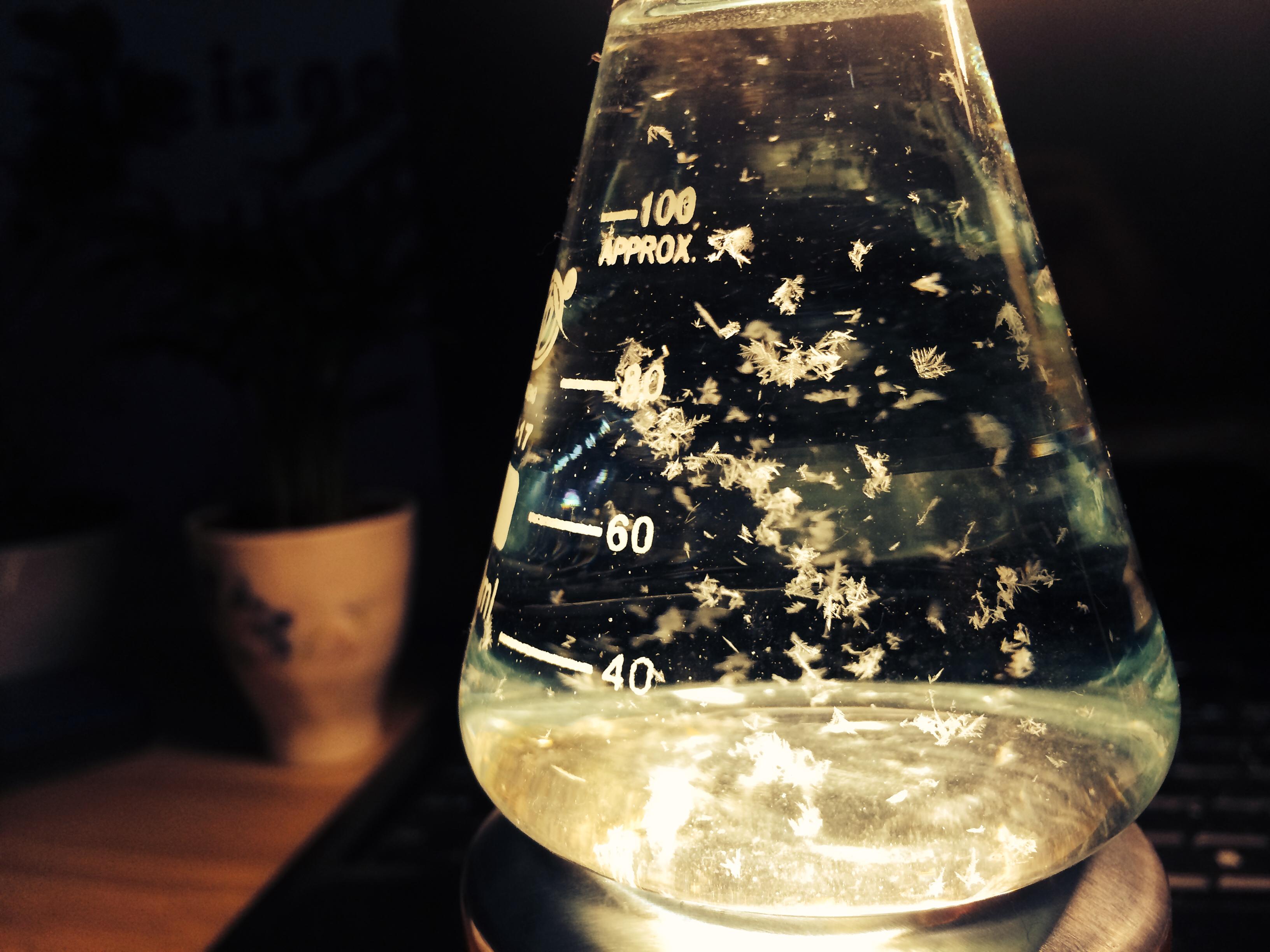 如何才能做出一个完美的风暴瓶天气瓶