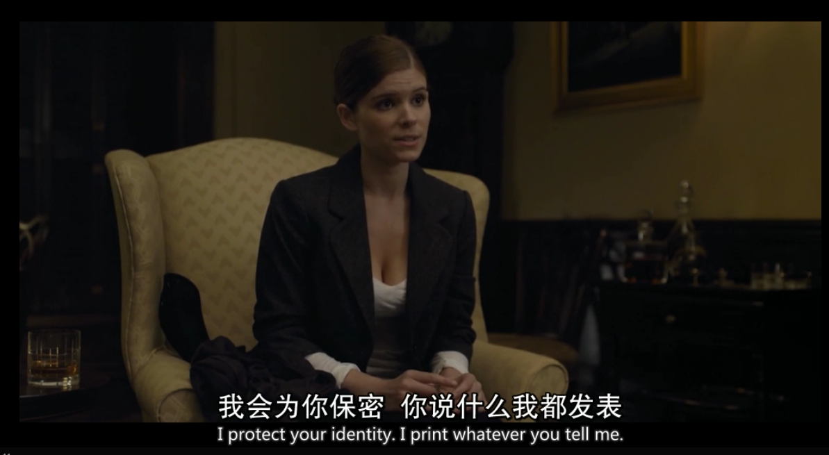 纸牌屋第一季第一集中zoe和弗兰克的接触是怎么发生的