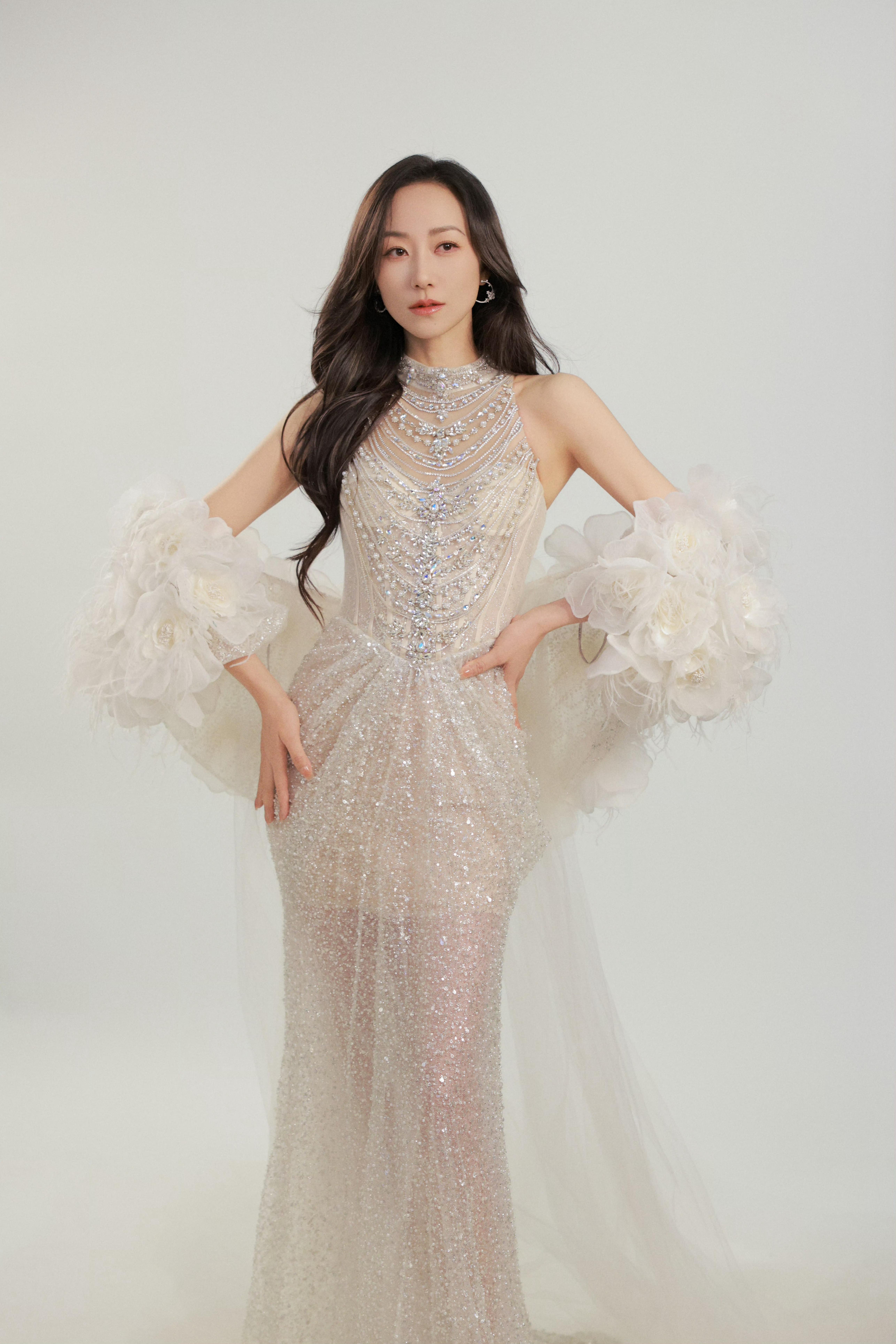 知乎用户lzrfgy 的想法: 韩雪:优雅女神,美腿倾城