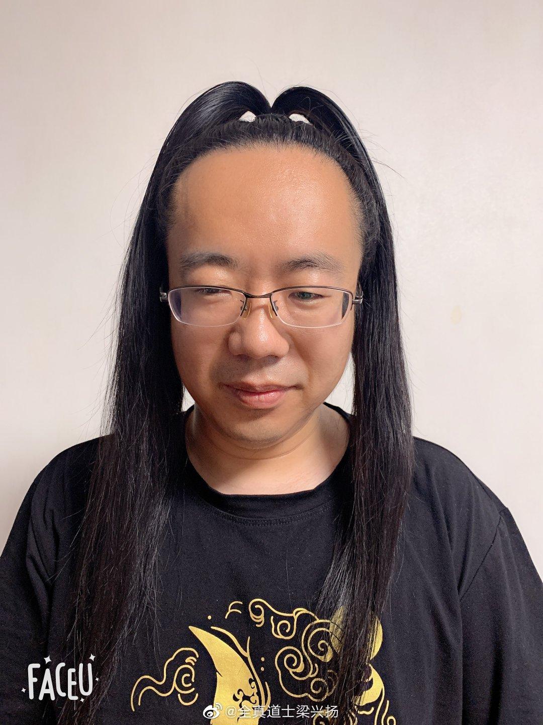 梁兴扬 的想法: 刚刚小徒弟问我,有善信问咱们有没有门神?