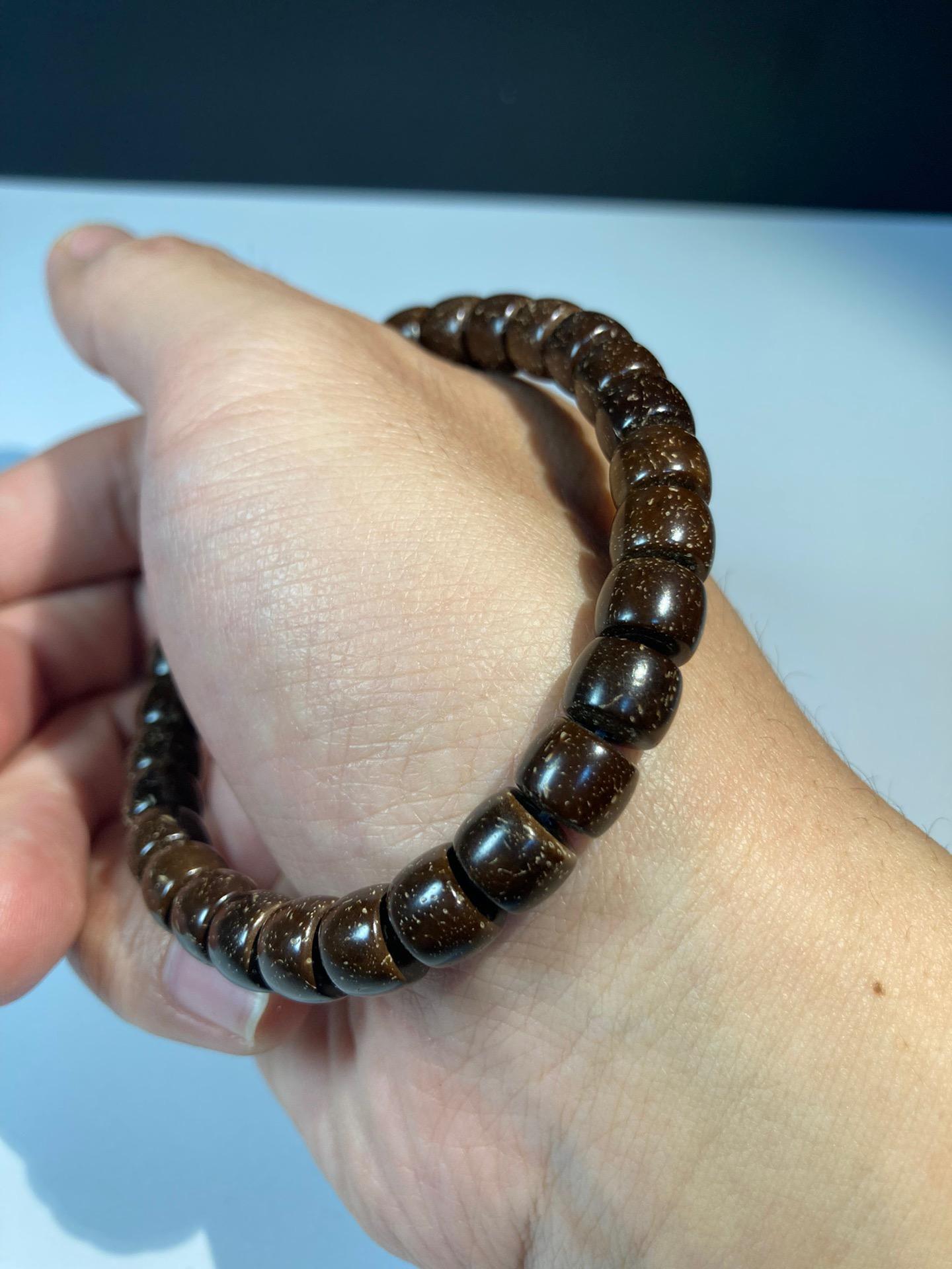 文玩老铺 的想法: 文玩老铺 原生态椰蒂直切桶珠单圈 | 【原生态椰蒂