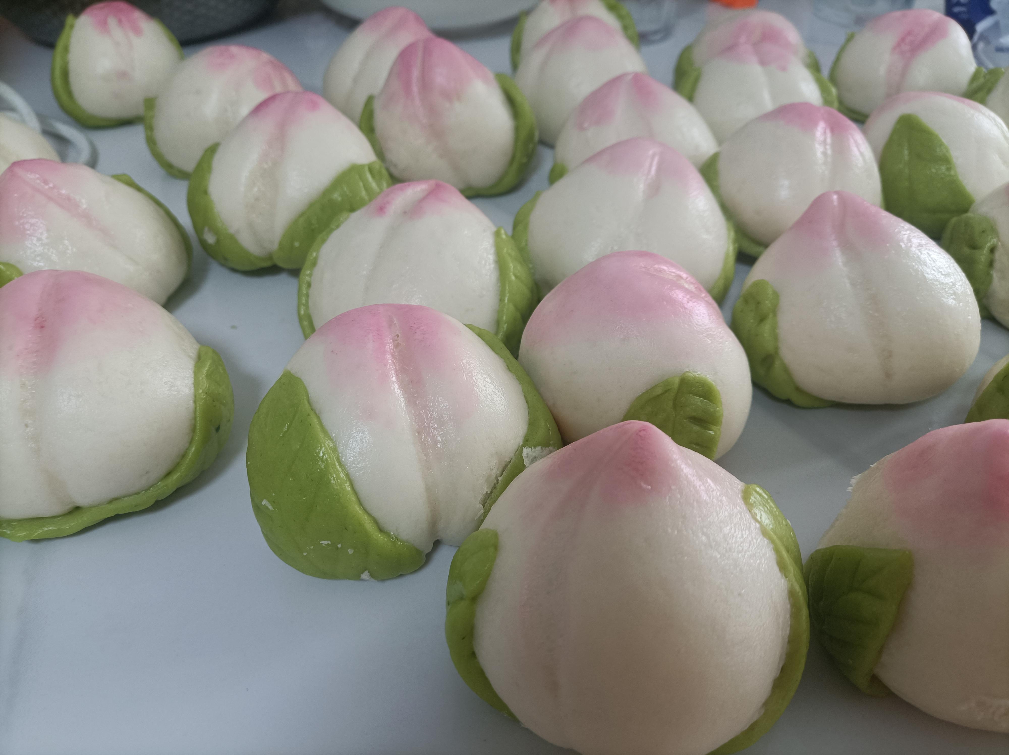 第一次做手工寿桃馒头,感觉能看看😁喜欢学做面食的小白