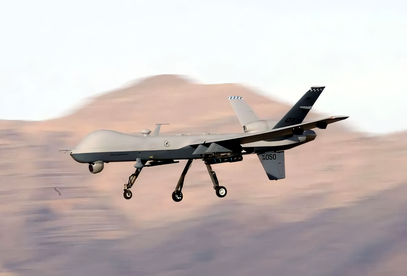 美国国防部官员表示,一架美军mq-9"死神"无人机在也门附近的国际