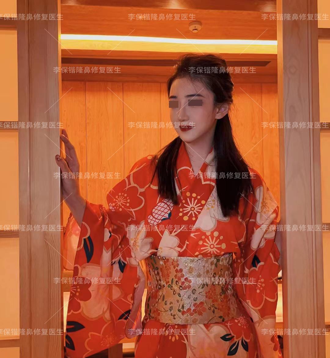 鼻子整形耳软骨和肋软骨哪个好_鼻子用耳软骨好还是肋骨好_做鼻子用耳软骨还是肋骨做效果好