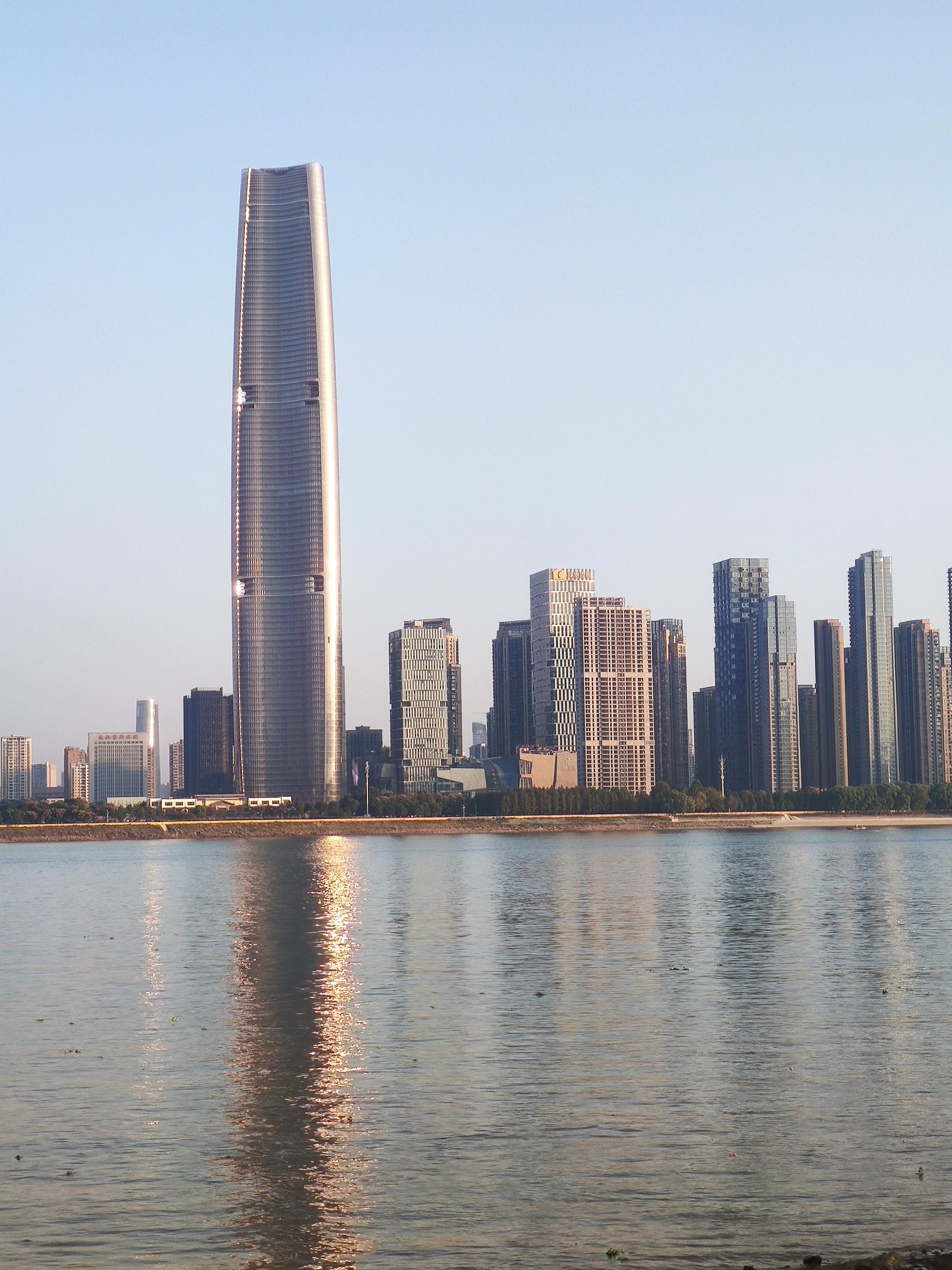 武汉第一高楼,武汉绿地中心