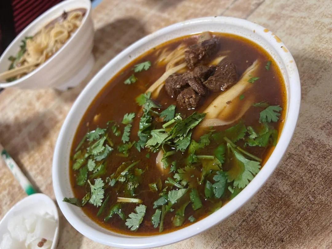 蟹黄堡秘方 的想法: 南沿村拉面