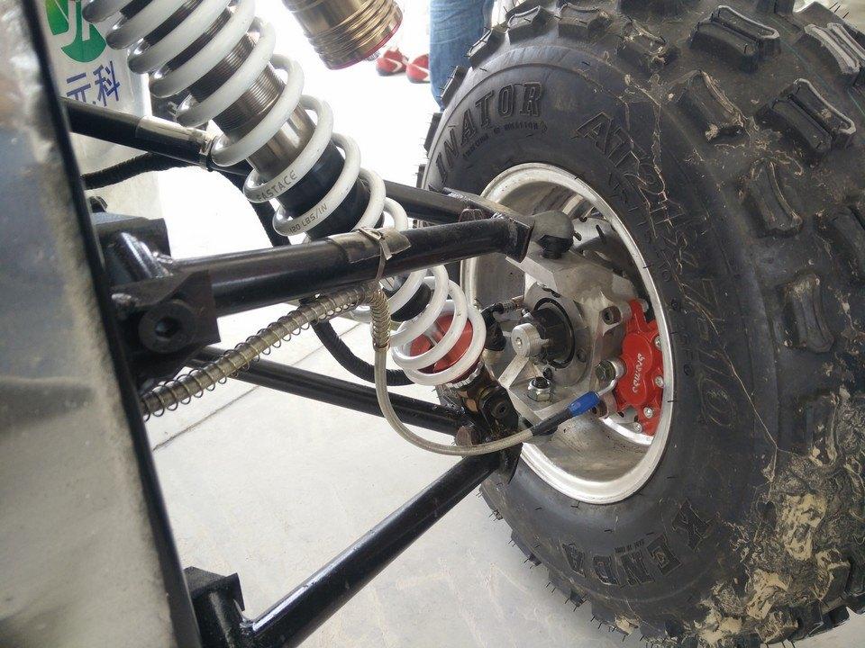 大学生baja比赛所用赛车的悬挂系统有什么特点?哪种悬挂系统更好?