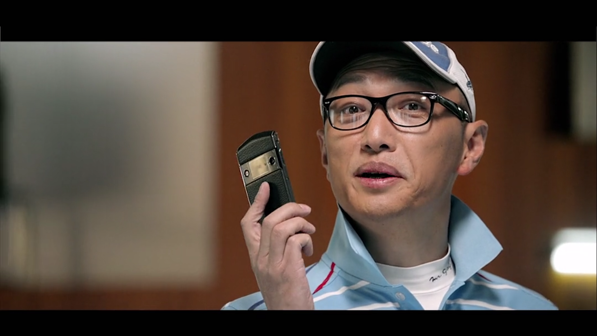 如何评价8848钛金手机系列广告