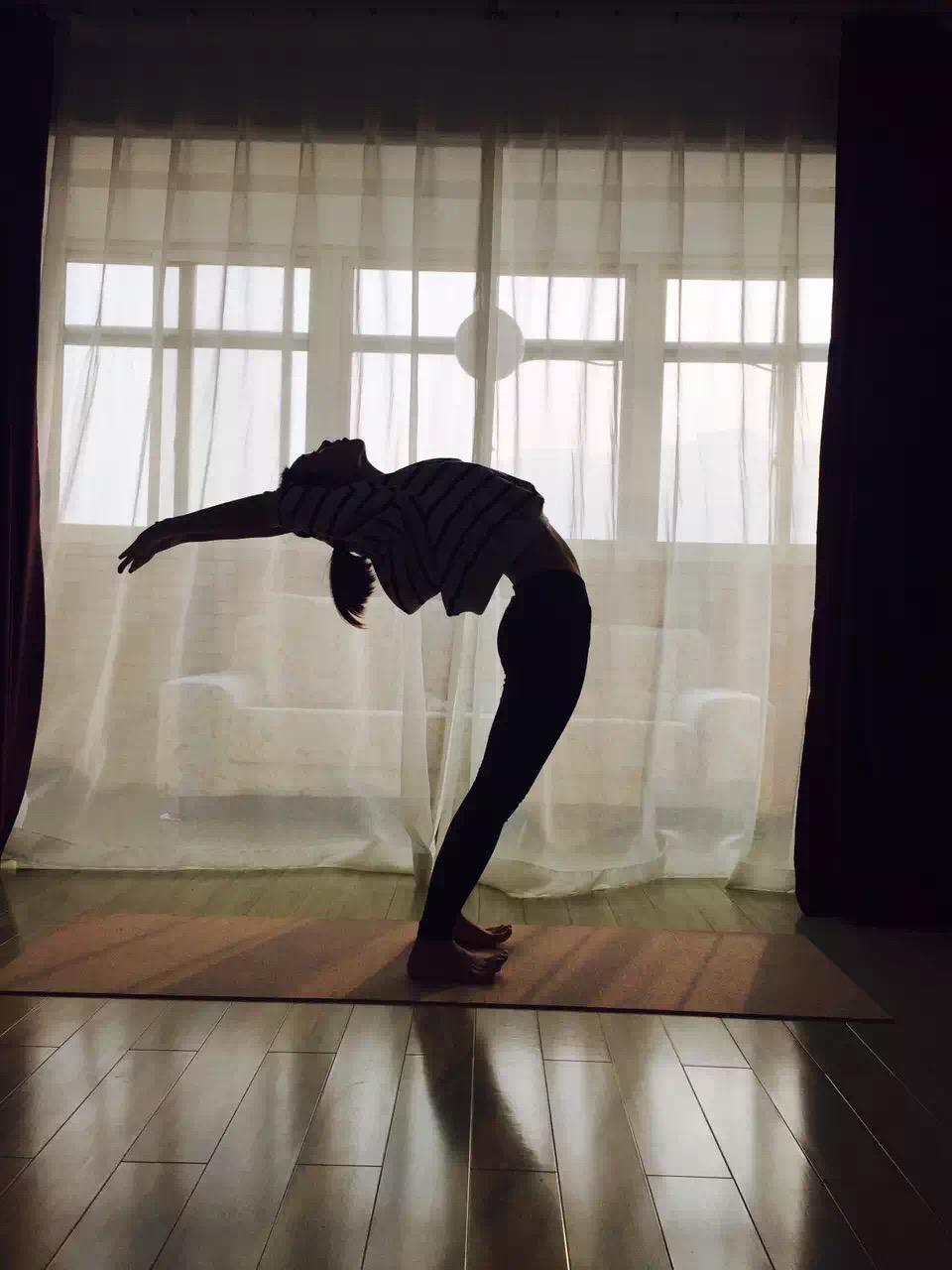 腰软,身体柔韧性好是一种什么样的体验?