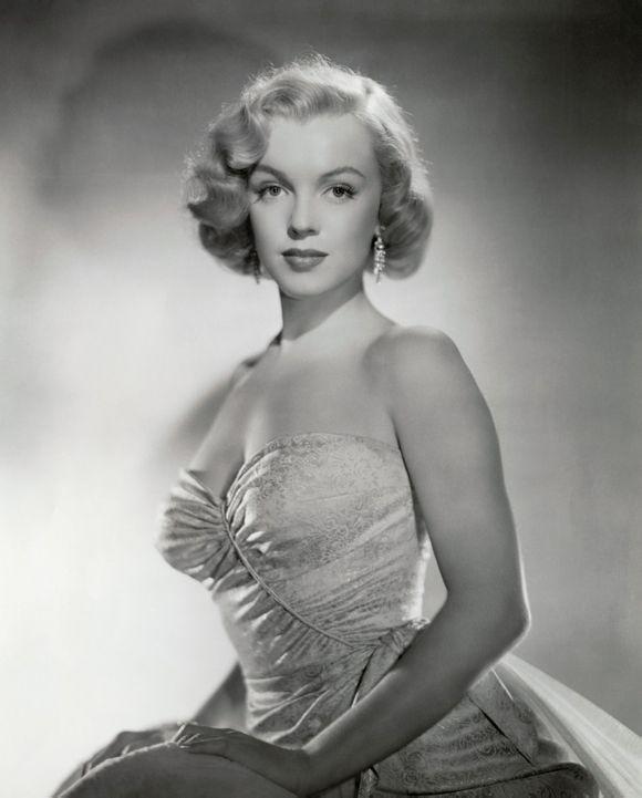 奥黛丽赫本和玛丽莲梦露你更喜欢谁谁对后世的影响更大