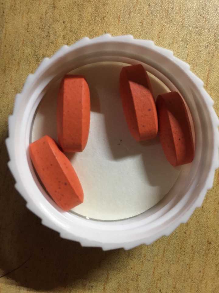 善存片上的绿点是本来就有还是发霉了 知乎