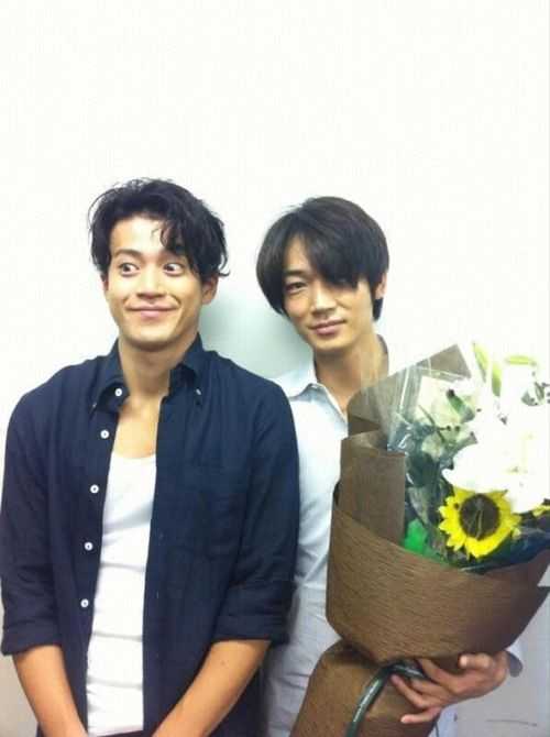 如何客观评价小栗旬的颜 知乎