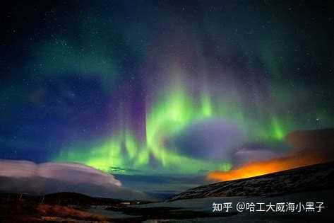 为什么极光几乎都是青绿色的?有红色的极光吗? - 知乎