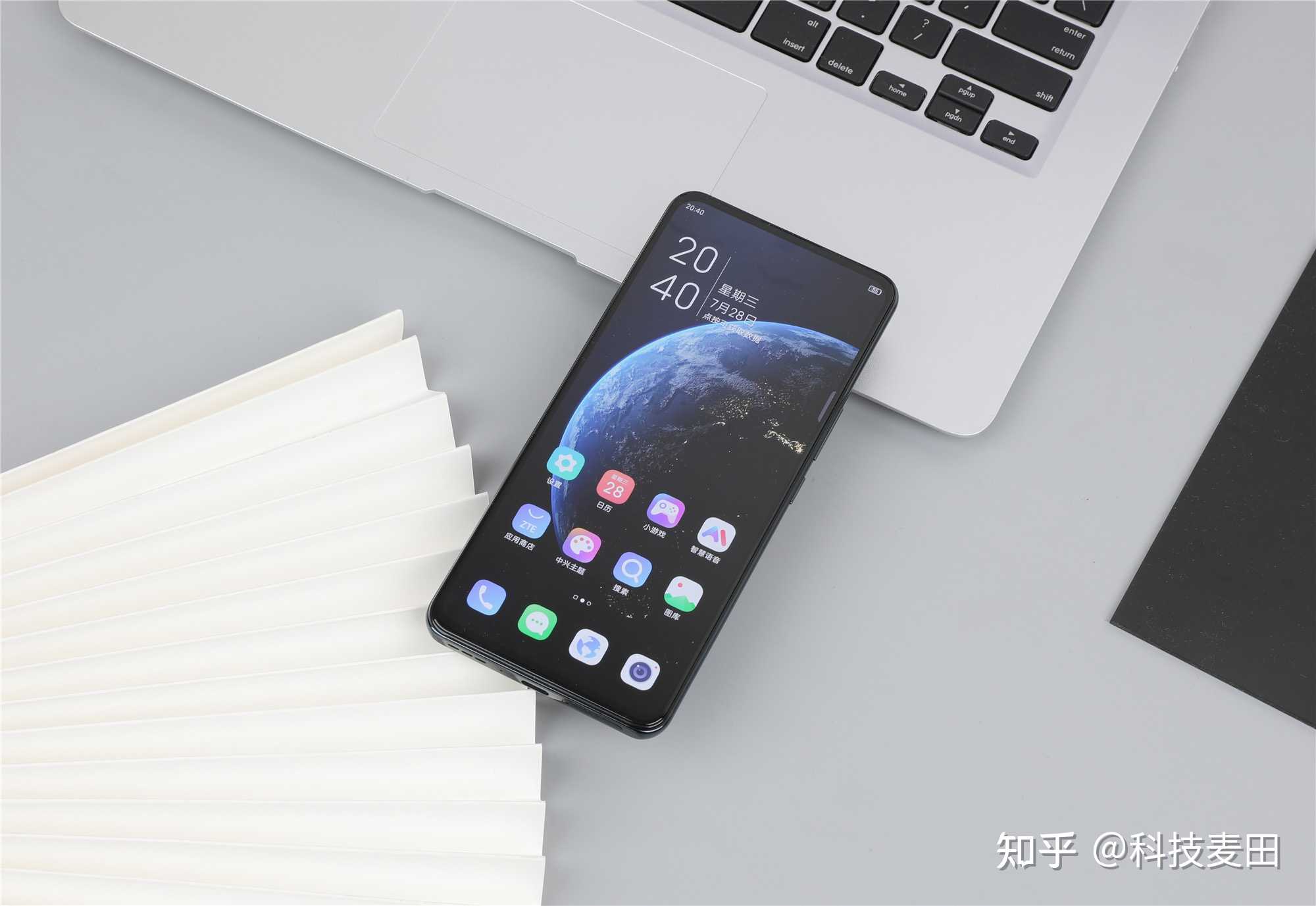 科技麦田 的想法: 入手中兴axon30,相比挖孔屏,刘海屏,水… - 知乎