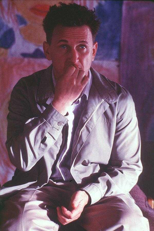 图片20查看更多简介影人:西恩·潘 / 达科塔·范宁 / 米歇尔·菲佛