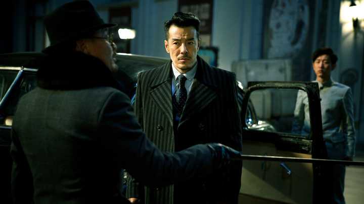 蔡文静 / 张晓晨 / 海一天 / 尹铸胜 / 廖凡 / 王景春 / 王彦霖