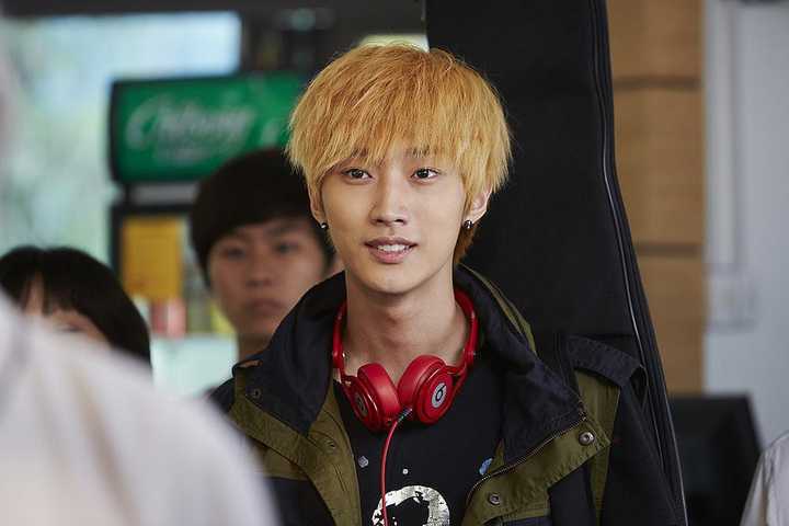 更多简介影人:罗文姬 / 沈恩京 / 李阵郁 / 朴仁焕 / 金秀贤 / 金贤淑