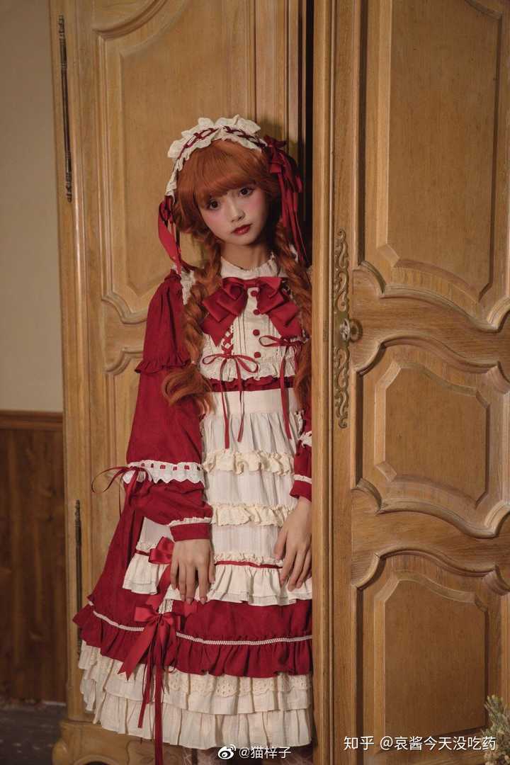 为何现在街上的「巨型洛丽塔」越来越多？ - 哀酱今天没吃药的回答- 知乎