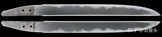 日本武士刀前面是平的 切腹自尽的时候好插进去吗 他们真的经常切腹吗 知乎