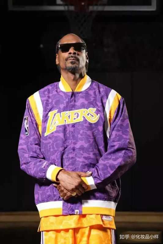 如何看待男生穿紫色衣服 知乎