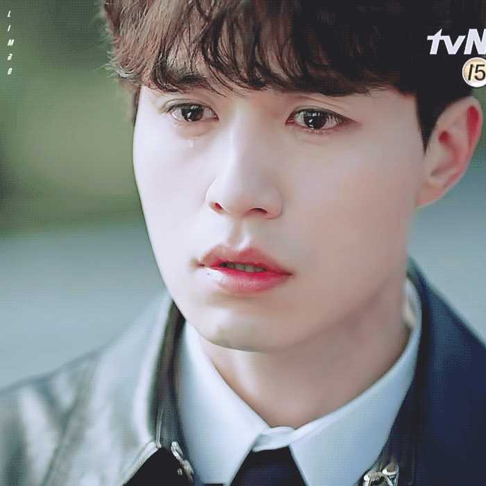 如何评价韩国演员李栋旭