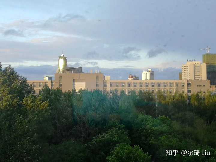 济南大学宿舍有空调吗_济南宿舍有空调的专科学校_山东有空调的大学宿舍