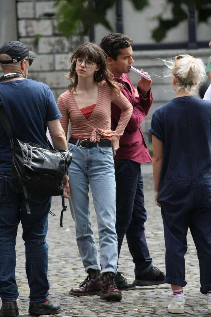 图片10查看更多简介影人:daisy / 保罗·麦斯卡 / 莎拉·格林