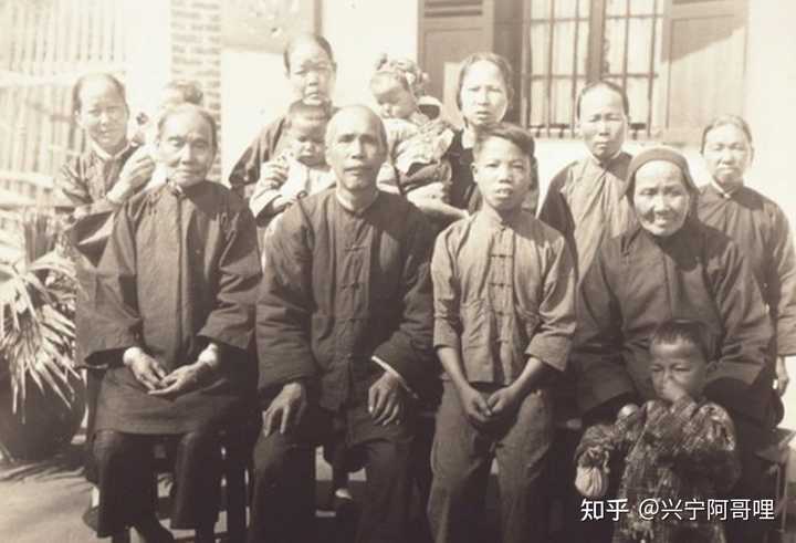 客家服饰算汉服还是汉族款满服？ - 知乎
