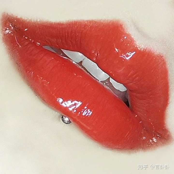 打唇钉是一种怎样的体验？ - 知乎