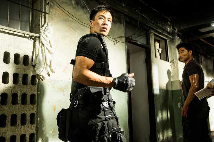 点击查看全部 20 张如何评价电影《尸城》中演员的表现?