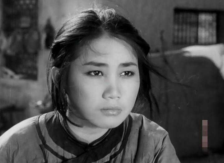 蒋天流 / 张翼 / 王蓓 / 邱奂 / 吴茵 / 白荷 / 黄晨 / 高正 / 傅伯棠