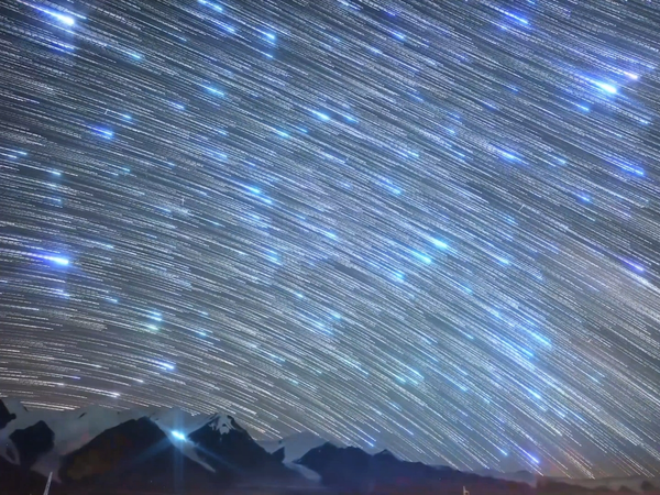 为什么电影24帧感觉很顺畅，但是游戏低于60fps就很难受呢？