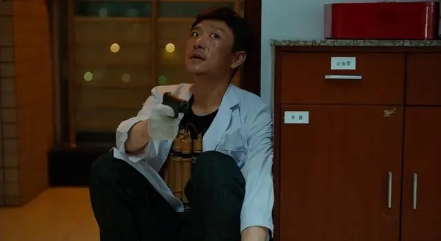 《狂飙》中的老默是不是过于专业了? - 知乎
